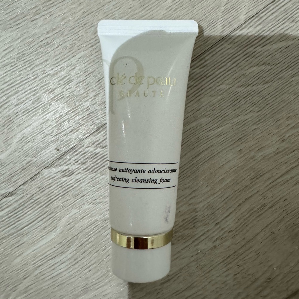 Clé de Peau Beauté Softening Cleansing Foam - 20mL